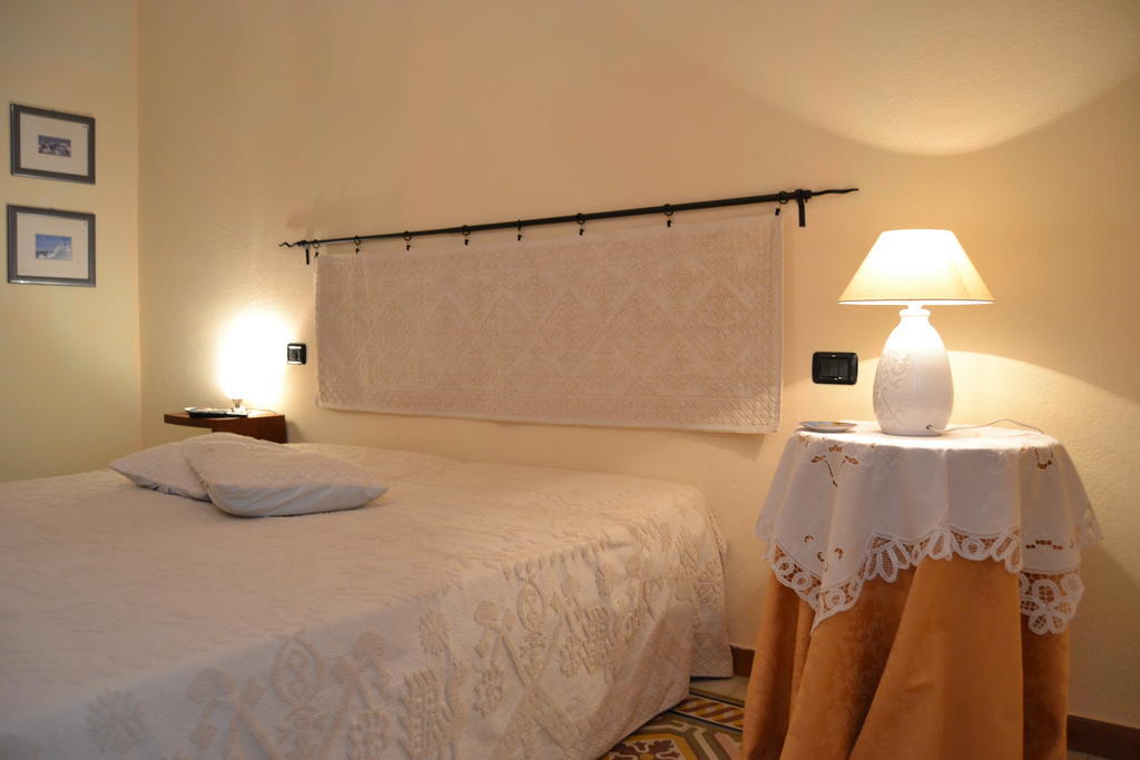 S'Attobiu B&B And Guest-Houses Teulada Oda fotoğraf